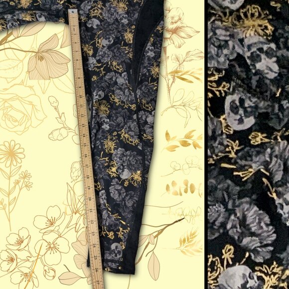 Torrid Active Skull & Rose Design Black Leggings with Pocket NWOT - Picture 5 of 9